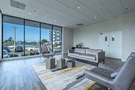 20505 E Country Club Drive Aventura FL 33180