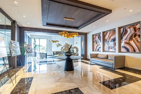 20505 E Country Club Drive Aventura FL 33180