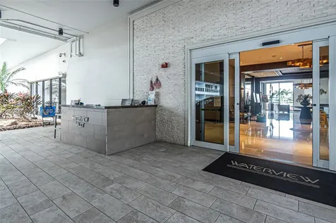 20505 E Country Club Drive Aventura FL 33180