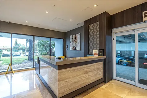 20505 E Country Club Drive Aventura FL 33180