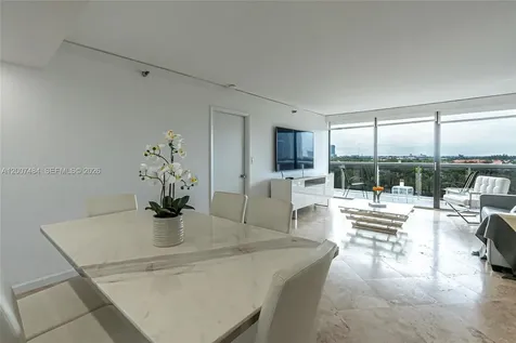 20505 E Country Club Drive Aventura FL 33180