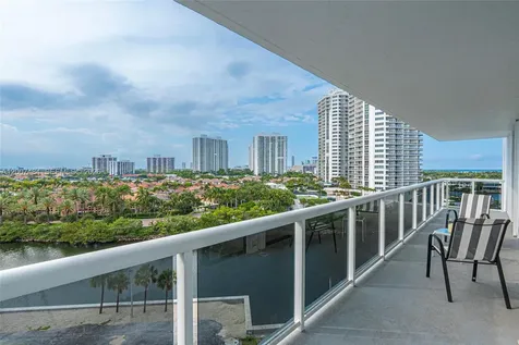 20505 E Country Club Drive Aventura FL 33180