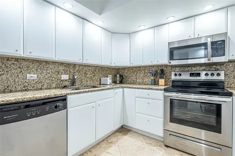 20505 E Country Club Drive Aventura FL 33180