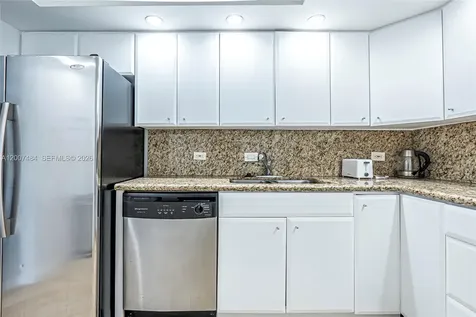 20505 E Country Club Drive Aventura FL 33180