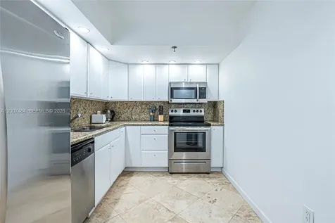 20505 E Country Club Drive Aventura FL 33180