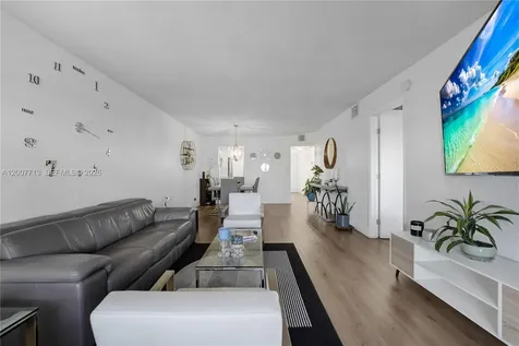 2551 Aragon Boulevard Sunrise FL 33322