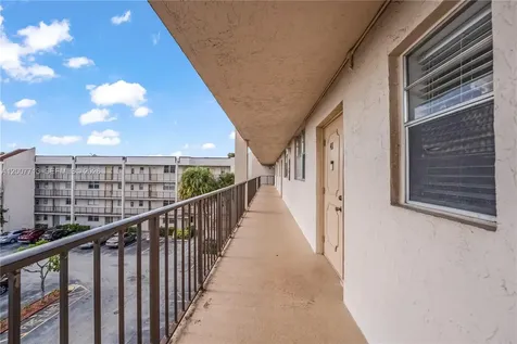 2551 Aragon Boulevard Sunrise FL 33322