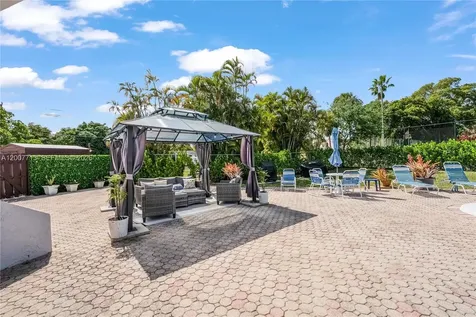2551 Aragon Boulevard Sunrise FL 33322