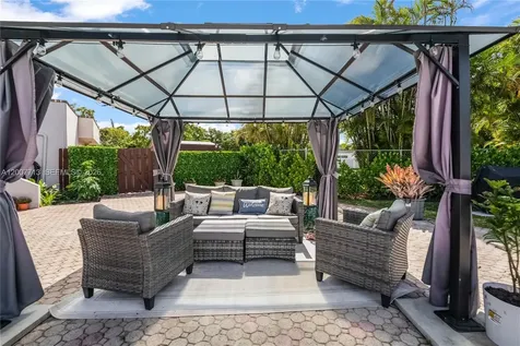 2551 Aragon Boulevard Sunrise FL 33322