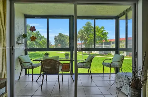 8941 S Hollybrook Boulevard Pembroke Pines FL 33025