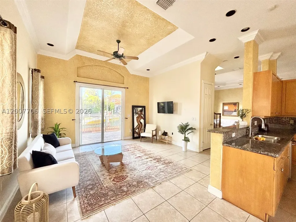 1141 Waterside Lane Hollywood FL 33019