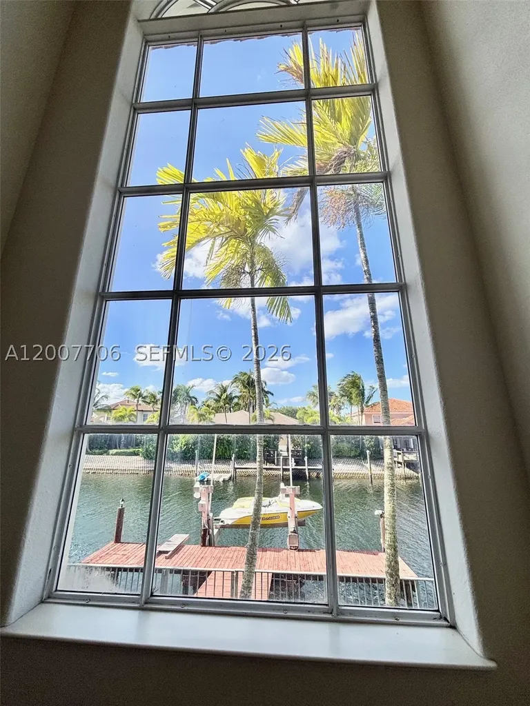 1141 Waterside Lane Hollywood FL 33019