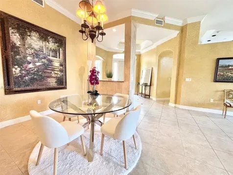 1141 Waterside Lane Hollywood FL 33019