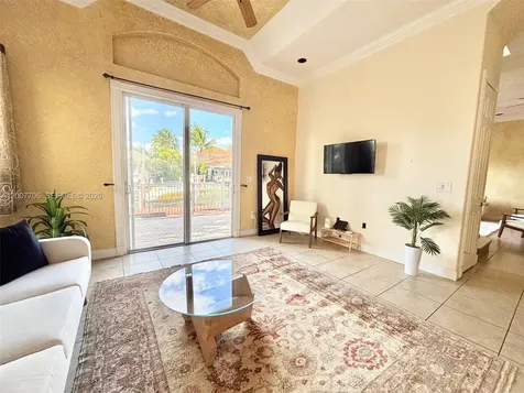1141 Waterside Lane Hollywood FL 33019