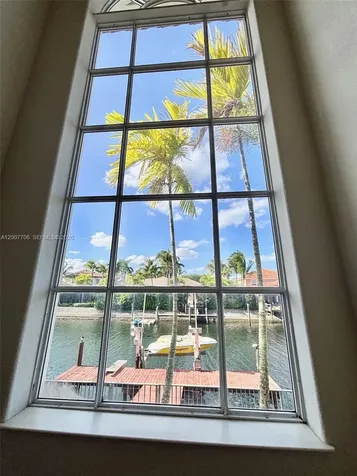 1141 Waterside Lane Hollywood FL 33019