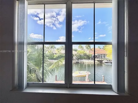 1141 Waterside Lane Hollywood FL 33019