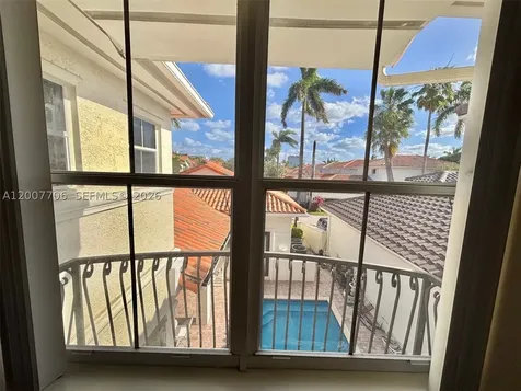 1141 Waterside Lane Hollywood FL 33019