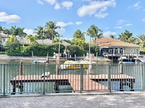 1141 Waterside Lane Hollywood FL 33019