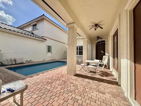1141 Waterside Lane Hollywood FL 33019