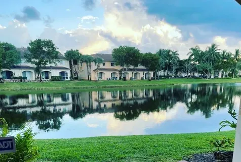 8344 SW 27 Miramar FL 33025