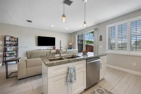 8070 NW 108th Place Doral FL 33178