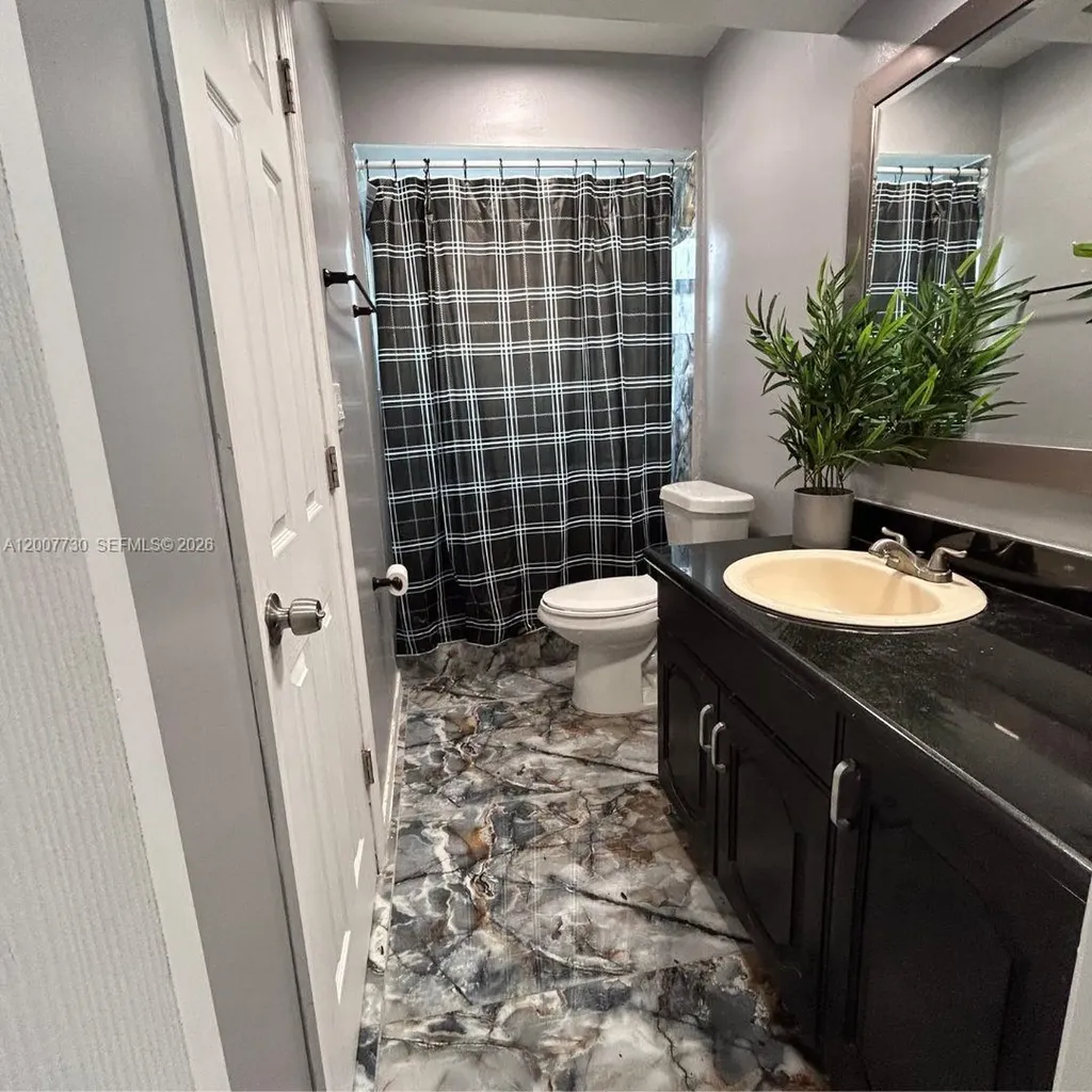 221 NE 24th Street Pompano Beach FL 33064