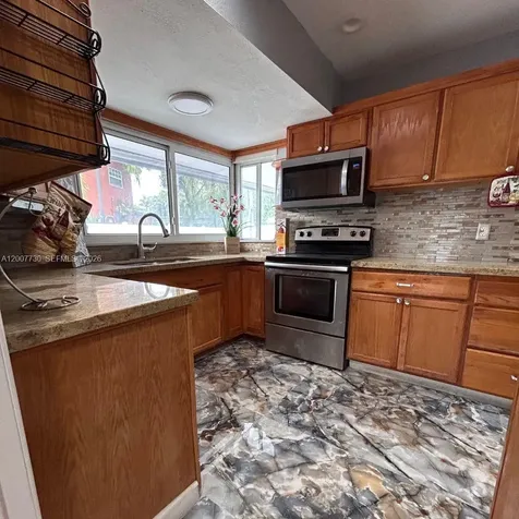 221 NE 24th Street Pompano Beach FL 33064