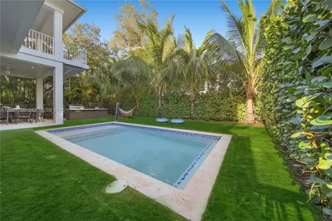 6901 Veronese Street Coral Gables FL 33146