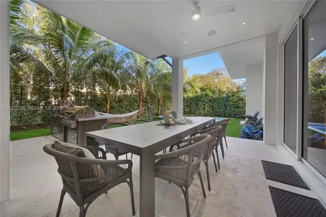 6901 Veronese Street Coral Gables FL 33146