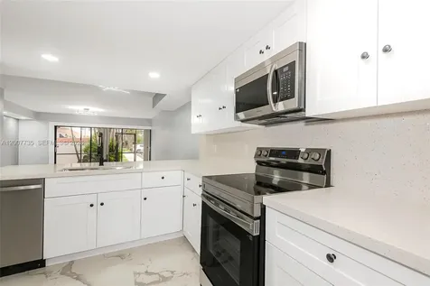 7111 SW 42nd Place Davie FL 33314