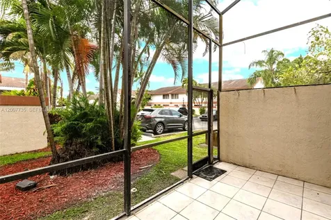 7111 SW 42nd Place Davie FL 33314