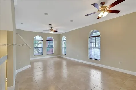 1033 NE 17th Way Fort Lauderdale FL 33304
