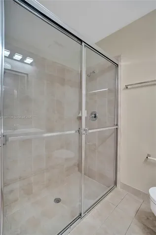 1033 NE 17th Way Fort Lauderdale FL 33304