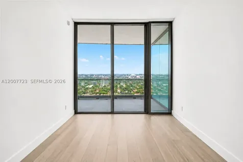175 25 Road Miami FL 33129