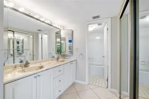 1101 Colony Point Circle Pembroke Pines FL 33026