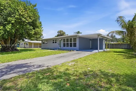 6900 NW 14th Street Plantation FL 33313