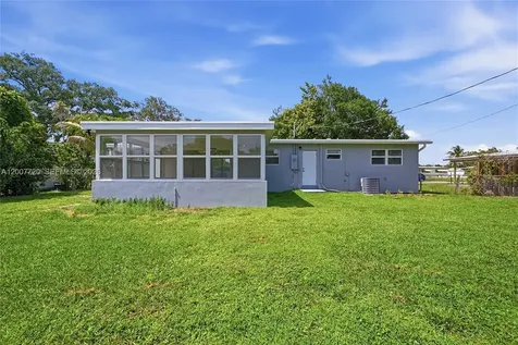 6900 NW 14th Street Plantation FL 33313