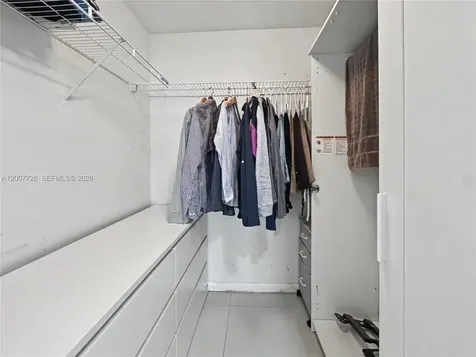 253 NE 2nd Street Miami FL 33132