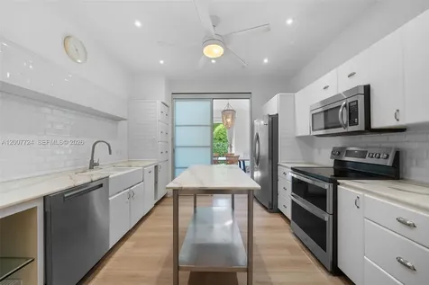 200 Ocean Lane Drive Key Biscayne FL 33149