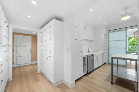 200 Ocean Lane Drive Key Biscayne FL 33149
