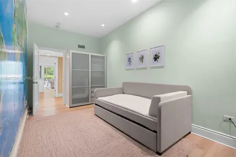 200 Ocean Lane Drive Key Biscayne FL 33149