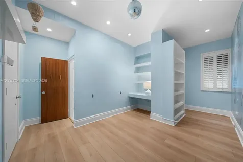 200 Ocean Lane Drive Key Biscayne FL 33149