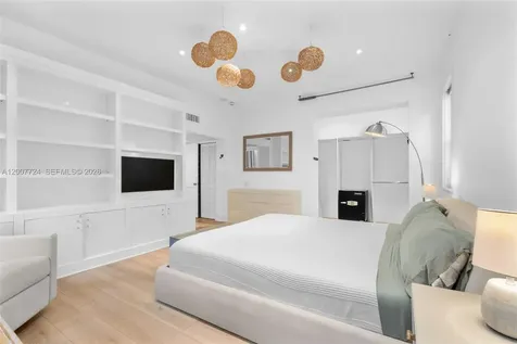 200 Ocean Lane Drive Key Biscayne FL 33149