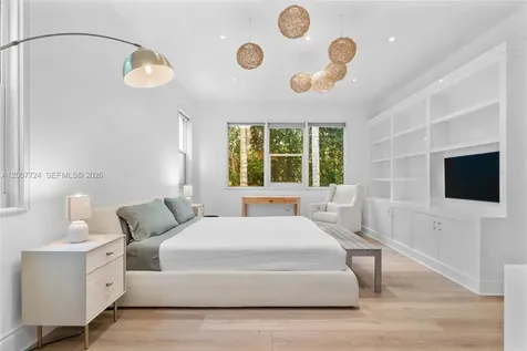 200 Ocean Lane Drive Key Biscayne FL 33149