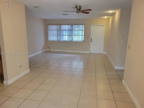 6856 NW 12th Street Plantation FL 33313