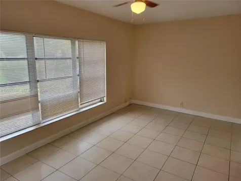 6856 NW 12th Street Plantation FL 33313