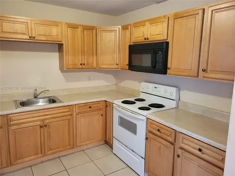 6856 NW 12th Street Plantation FL 33313