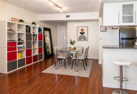 275 NE 18th Street Miami FL 33132