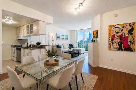275 NE 18th Street Miami FL 33132