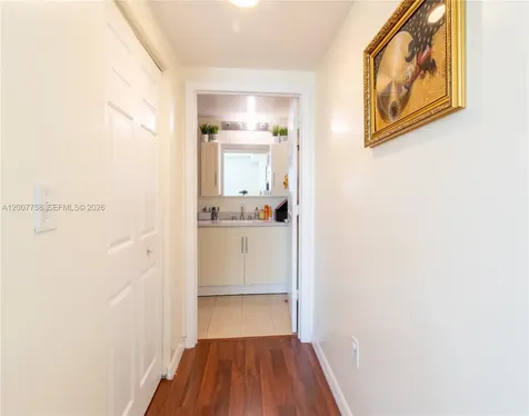 275 NE 18th Street Miami FL 33132